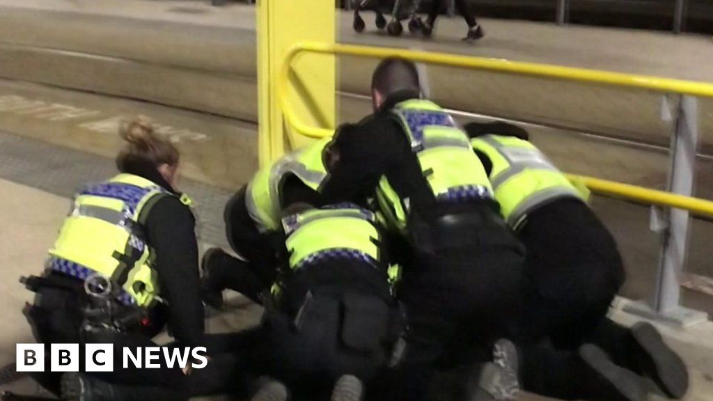 Manchester Stabbing: Police Restrain Suspect - BBC News