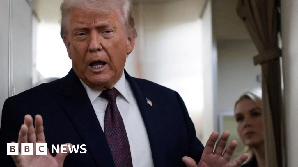 Тръмп изоставя режима на атака, тъй като реакцията на стрелба в Минеаполис расте