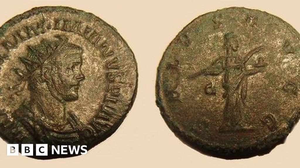 Leominster Roman coin hoard found by Herefordshire metal detector pair