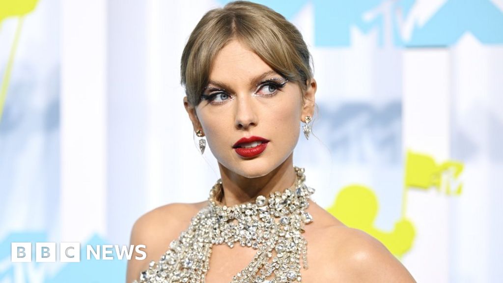 Taylor Swift: Judge Dismisses Shake It Off Copyright Lawsuit