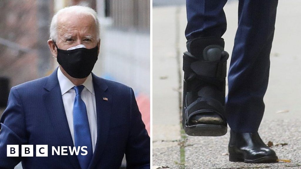 Joe Biden Presidentelect seen in protective boot on fractured foot
