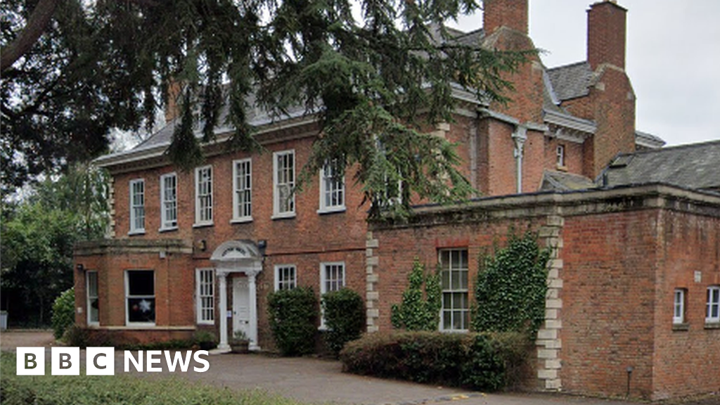 Gloucester pupils 'suffered' after man stole from schools BBC News