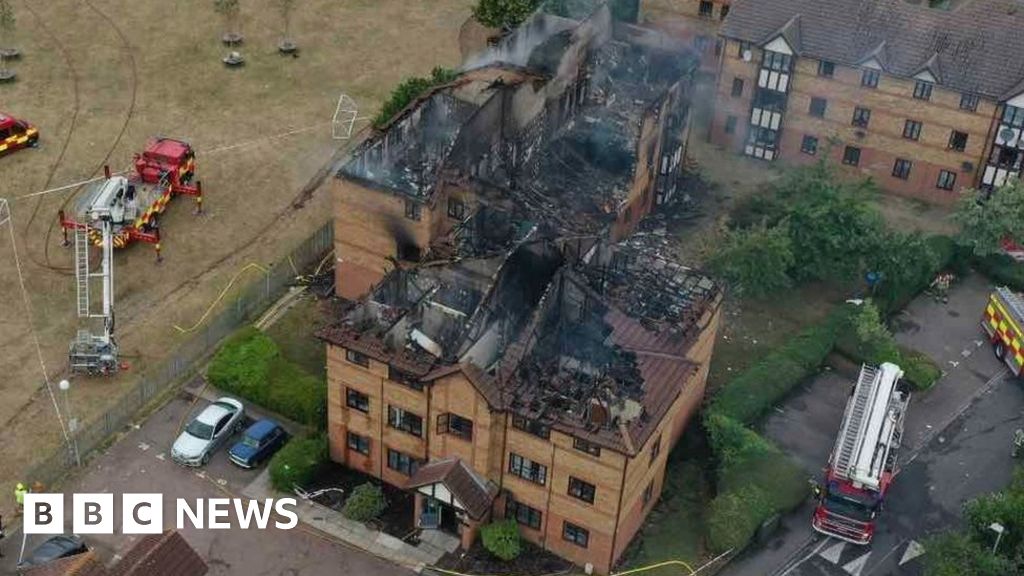 Bedford gas explosion: Neighbours unable to return home