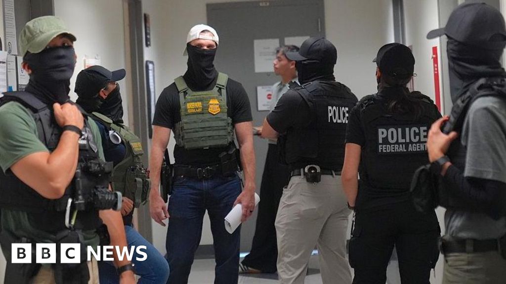 California bans most law enforcement including ICE from wearing masks