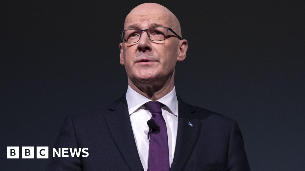 Trump tariff threat over Greenland 'wrong' - Swinney