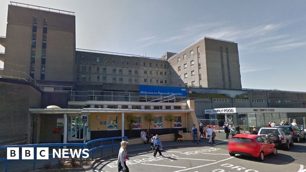 Mental health police cell crackdown affects Plymouth A&E - BBC News