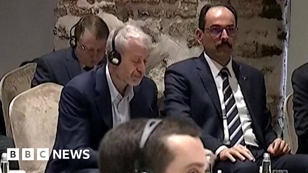 Russia-Ukraine war: Abramovich spotted in Istanbul peace talks thumbnail