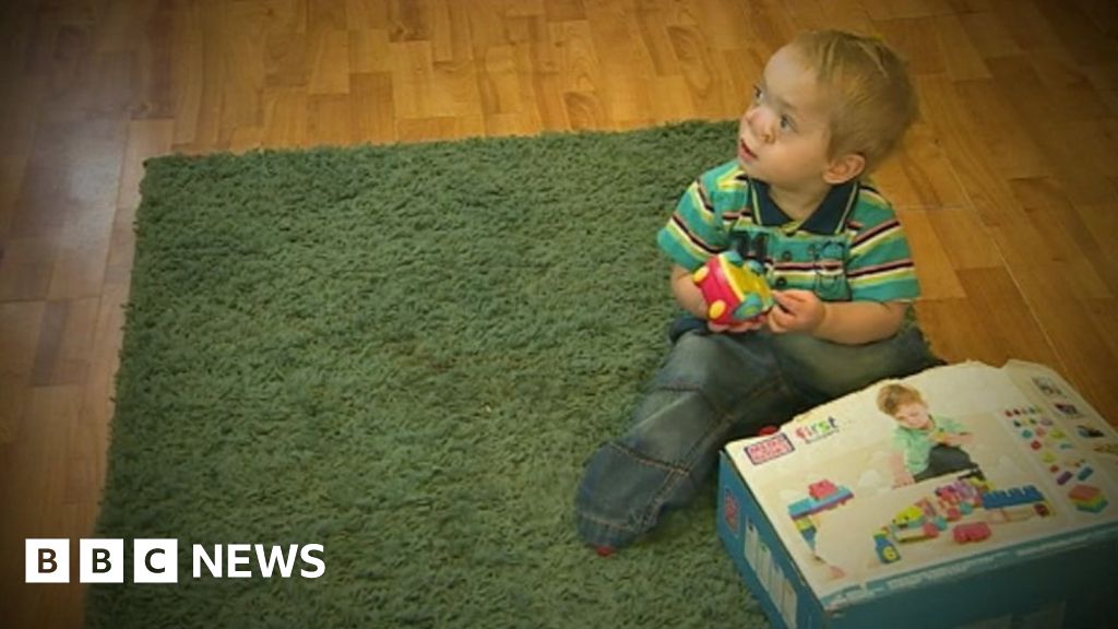 maesteg-toddler-suffers-pathetic-trolling-over-condition-bbc-news