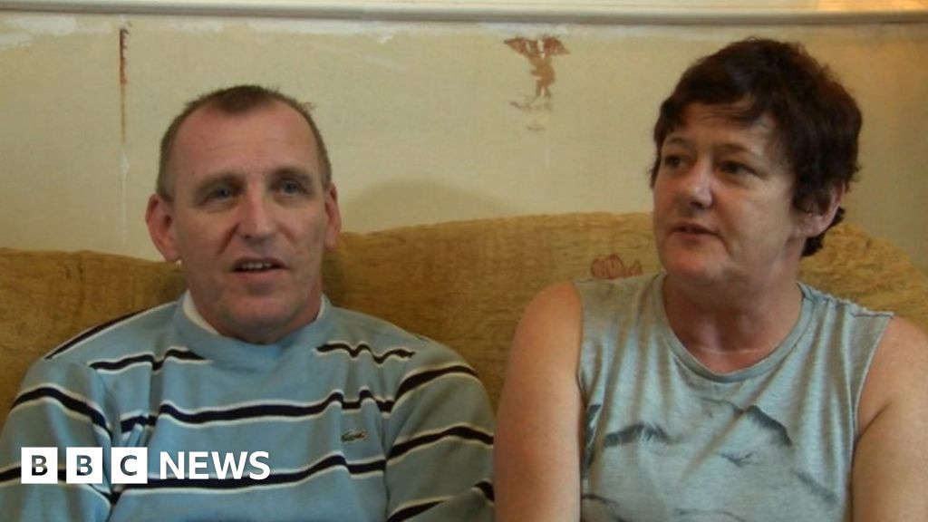 Gateshead furniture charity warning over benefit cap BBC News