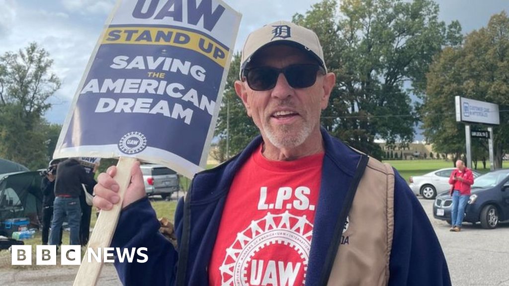 UAW strike: This union worker fist-bumped Biden, but may vote for Trump