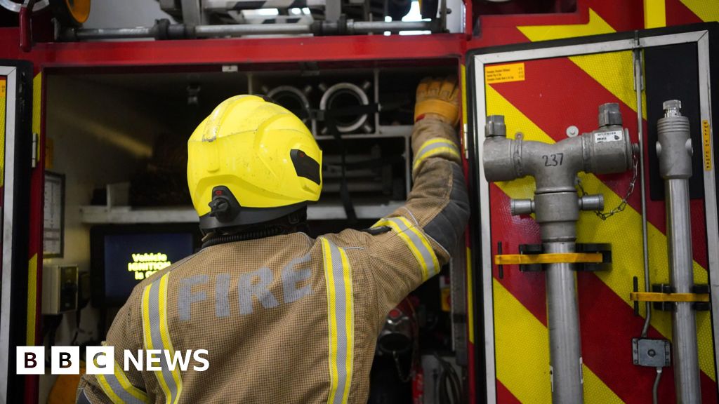bbc.co.uk - Isaac Ashe - Fire breaks out at former Albert Looms yard in Spondon