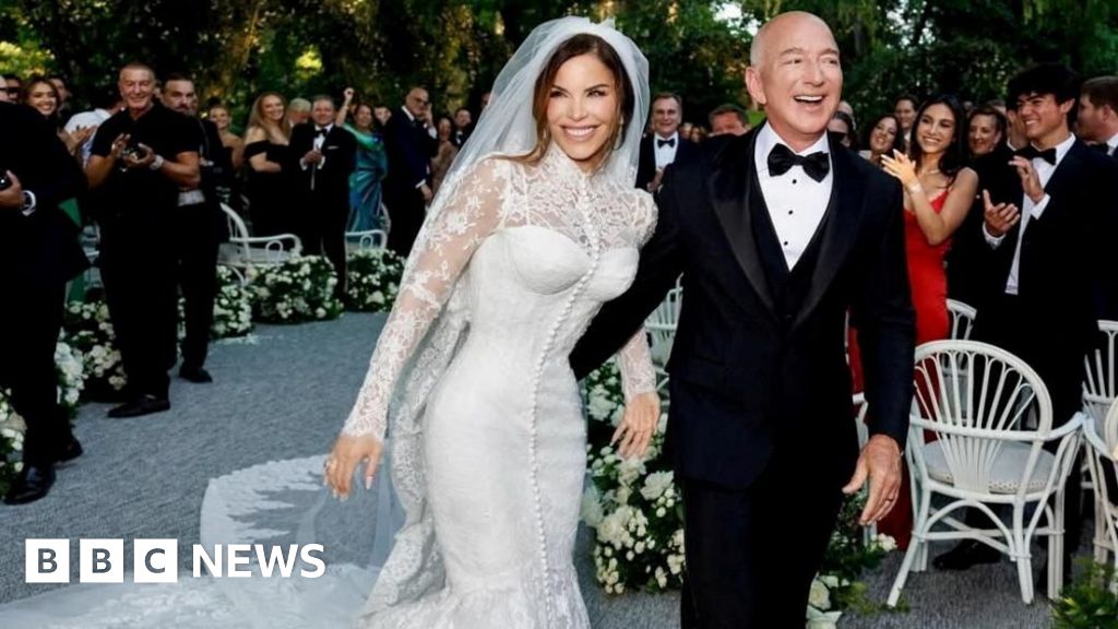 In pictures: Jeff Bezos and Lauren Sanchez's wedding in Venice