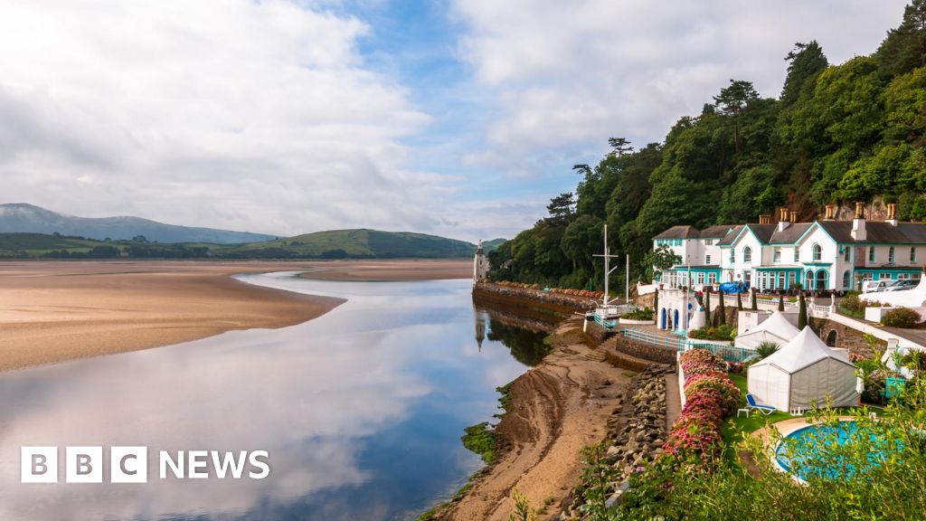 Portmeirion Tourist hotspot plan for more motorhomes BBC News