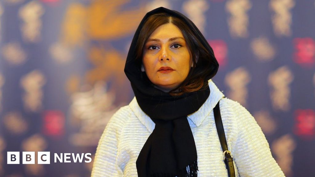 Two prominent Iranian actresses arrested – state media