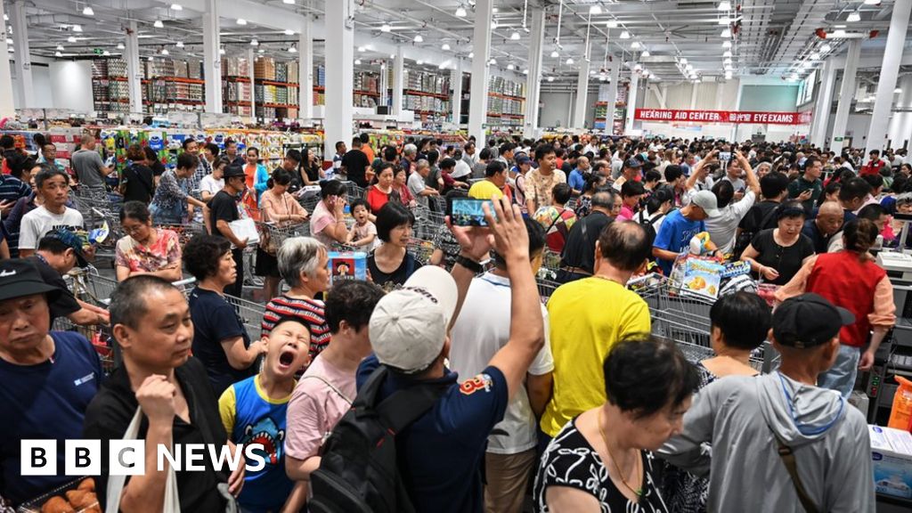 U.S. Costco Shoppers Are Jealous of the Canadian Food Court