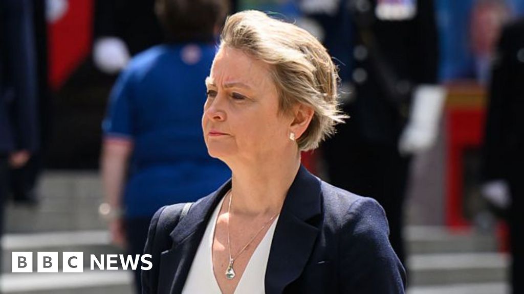 More foreign criminals to be deported under expanded scheme