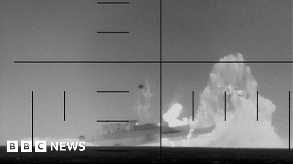 Meer dan 200 Iraanse matrozen die zijn gestrand na een Amerikaanse torpedo-aanval, keren terug naar huis