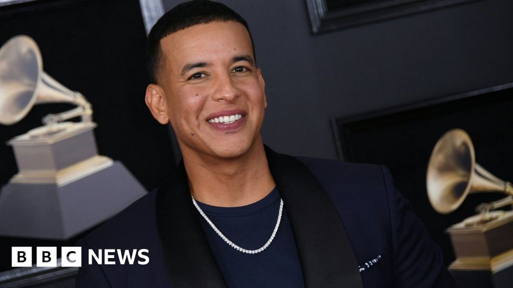 Daddy Yankee Despacito Rapper Robbed By Impersonator Bbc News 