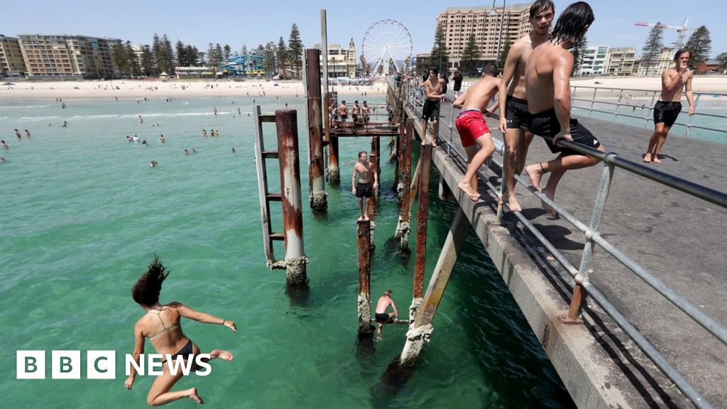 In pictures: How Australians are enduring record heat