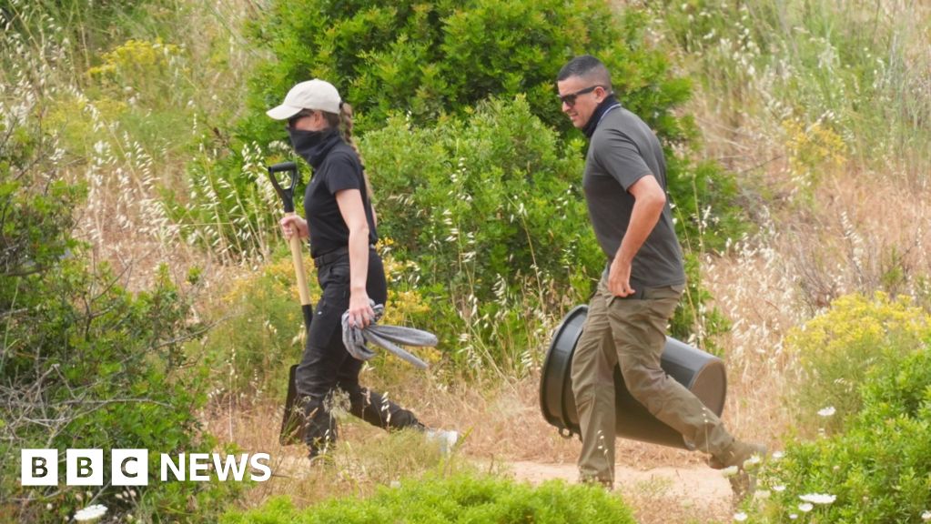 Hopes of closure fade as police wrap up Madeleine McCann search