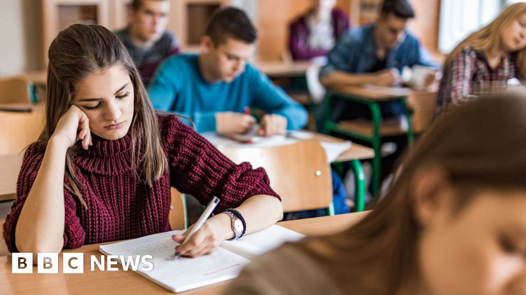 Disadvantaged pupils 'stuck 18 months behind'