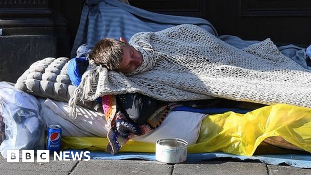 Liverpool mayor: Rough sleepers should be protected - BBC News