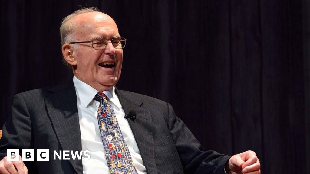 Gordon Moore, Intel co-founder and creator of Moore's Law, dies aged 94