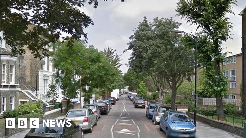 Peckham pregnant woman attack: Third person arrested - BBC News