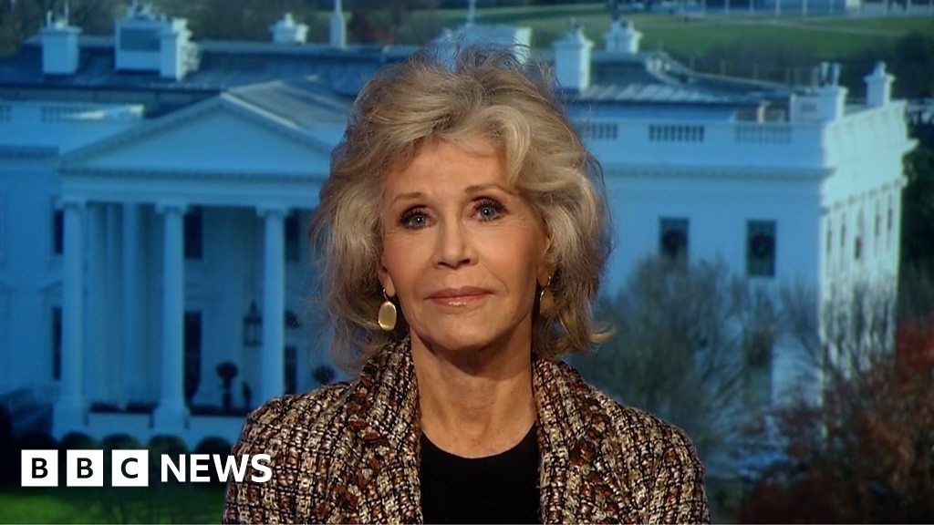 Jane Fonda protests against climate change - BBC News