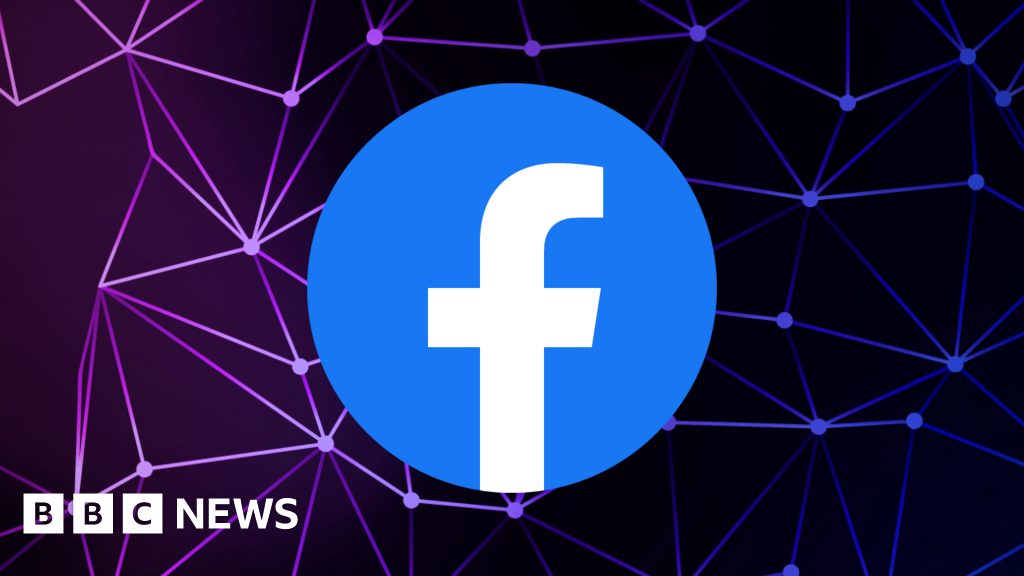 Facebook reveals privacy flaw in Groups