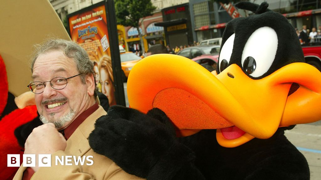 Bugs Bunny Voice Artist Joe Alaskey Dies Bbc News