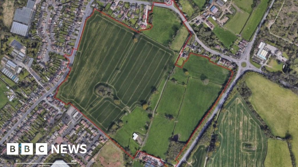 Plans To Build Hundreds Of Homes By Coventry Beauty Spot - BBC News