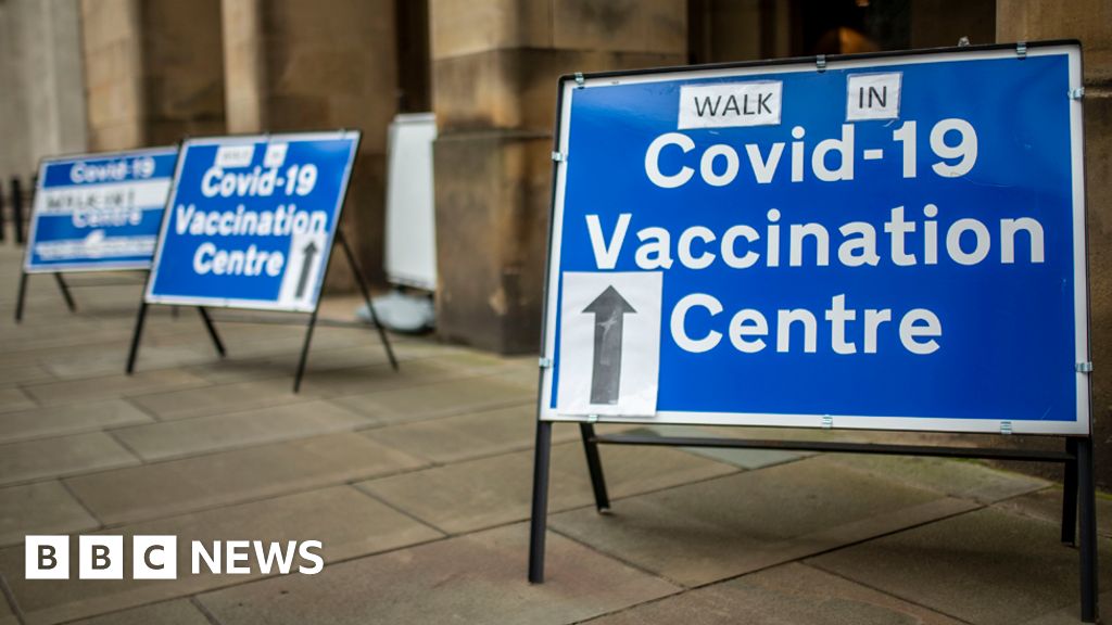 Covid booster Who can get the fourth jab and how do you book it? BBC