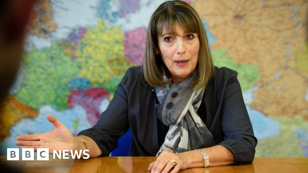 Carolyn McCall: From airline to airwaves - BBC News