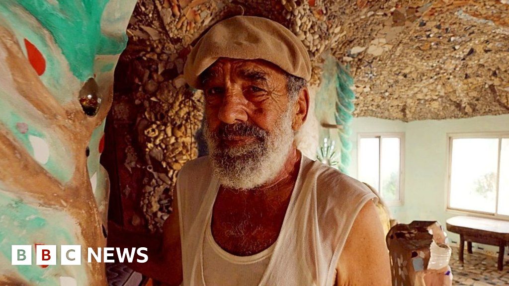Hermit faces expulsion from beachside cave house