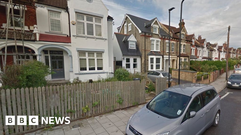 Streatham house evacuated amid chemical fears BBC News