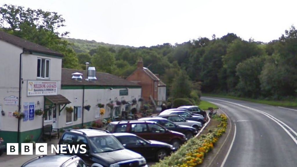 Man arrested after fatal Malvern crash BBC News