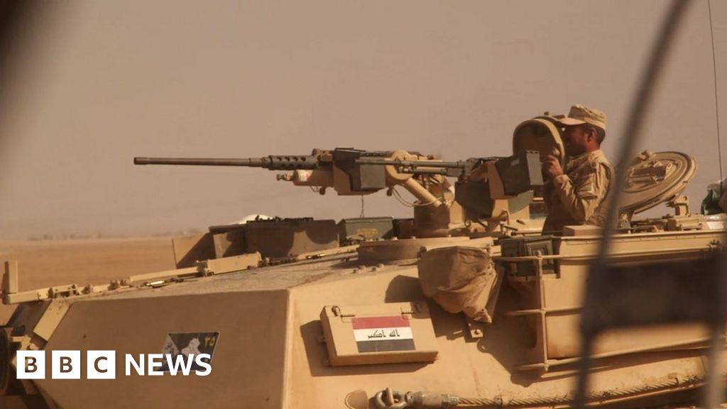 Mosul Intense Battles With Is On Road To Iraqi City Bbc News
