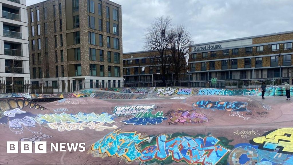 Norske kongelige besøker Brixtons nordisk-designede skatepark