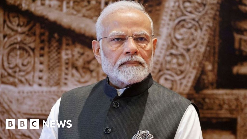 special-session-modi-introduces-women-s-bill-in-new-india-parliament