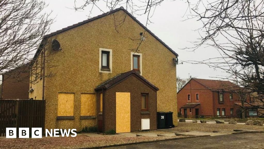 Discovery of woman's body in Aberdeen probed by police BBC News