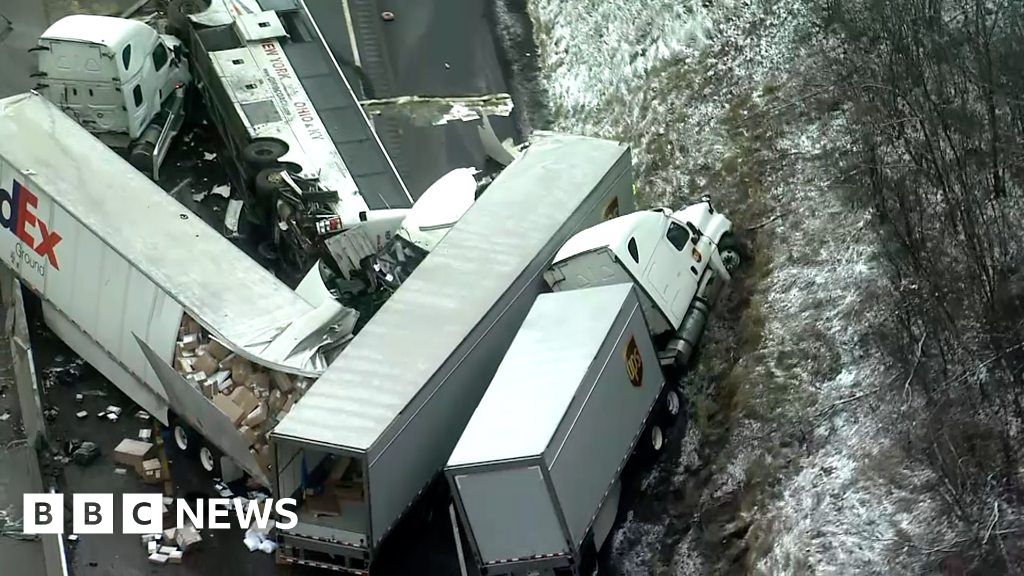 Pennsylvania Crash Leaves Five Dead And 60 Injured - BBC News