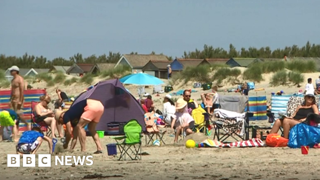 West Wittering Beach Re Opens With Online Bookings