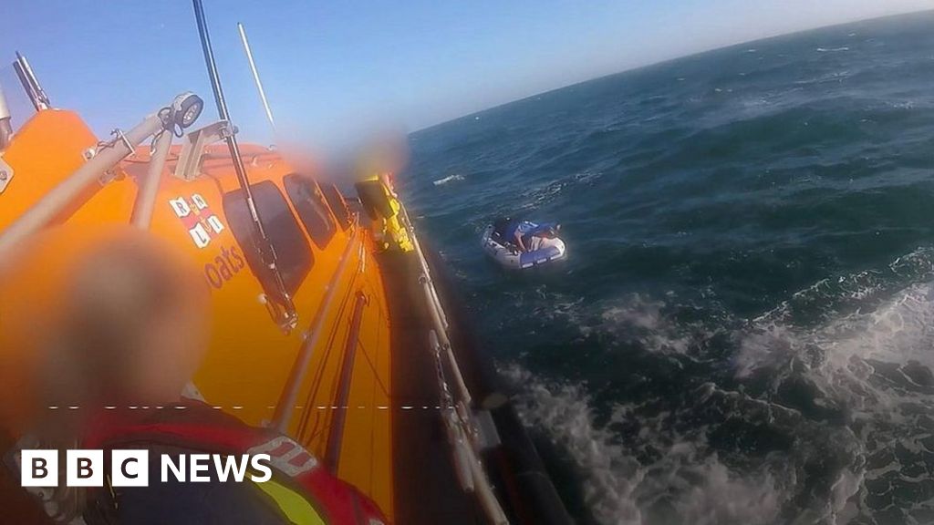 Suliman Altaf: Coastguards intercept killer at sea in a dinghy - BBC News