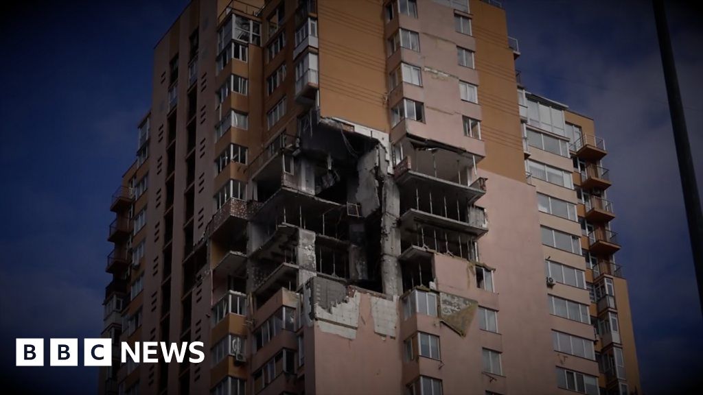 Kyiv residents hope to rebuild damaged flats