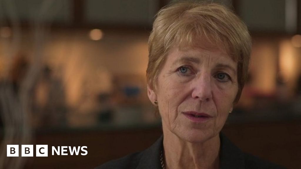 Dr Waney Squier struck off for shaken baby evidence BBC News