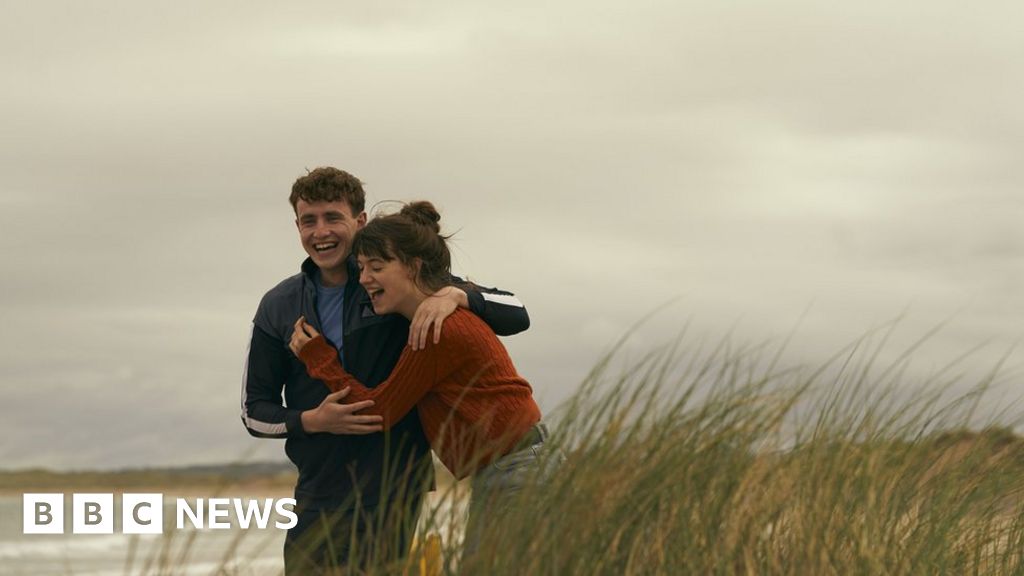 Wallpaper Normal People Tv Series It S So Easy To Relate To Bbc News For Android