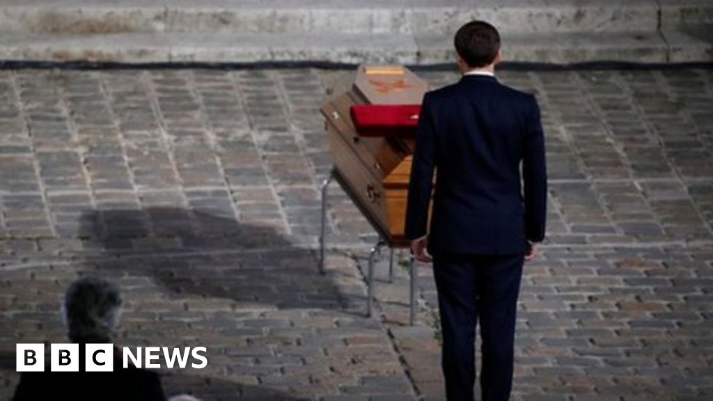 France teacher attack: Macron leads vigil for beheaded ...