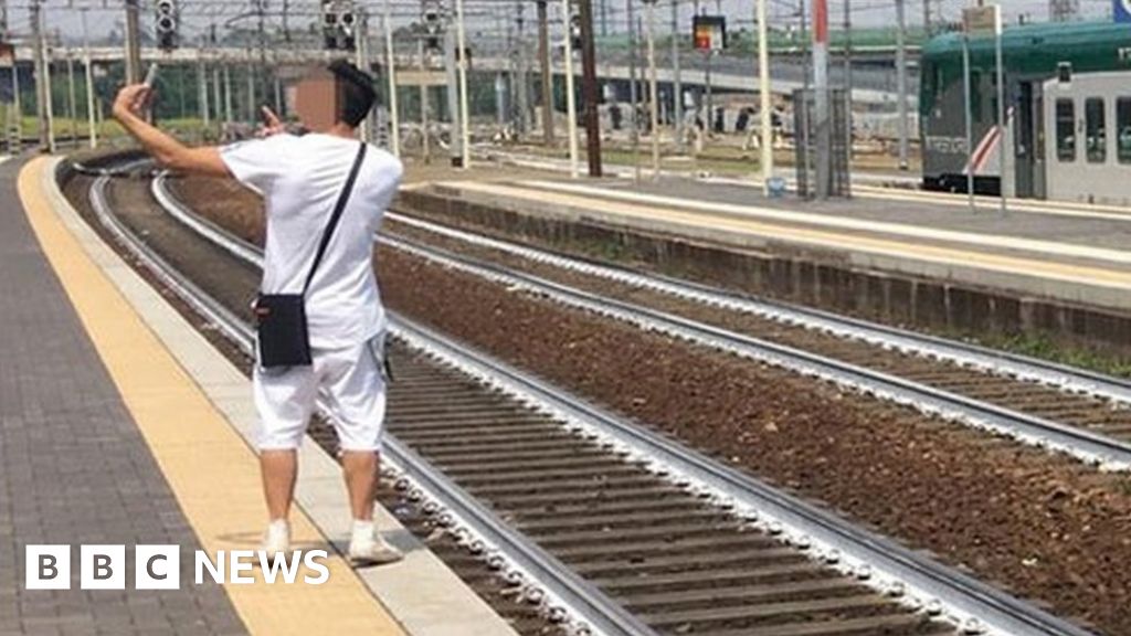 Italians Shocked By Man S Selfie After Train Accident In Piacenza Bbc News The student in his 20s is from hyderabad in the indian state of telengana. selfie after train accident
