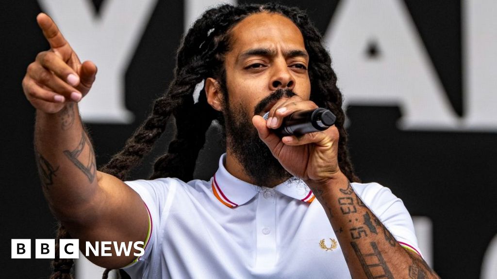 Government 'not satisfied' with BBC response on Bob Vylan